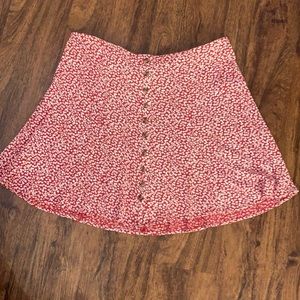 American Eagle red and white floral skirt